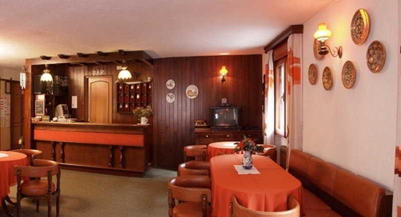 Hotel Meuble Meridiana วัลตูร์นอนช์ ภายนอก รูปภาพ
