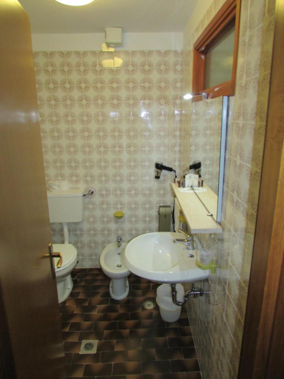 Hotel Meuble Meridiana วัลตูร์นอนช์ ภายนอก รูปภาพ