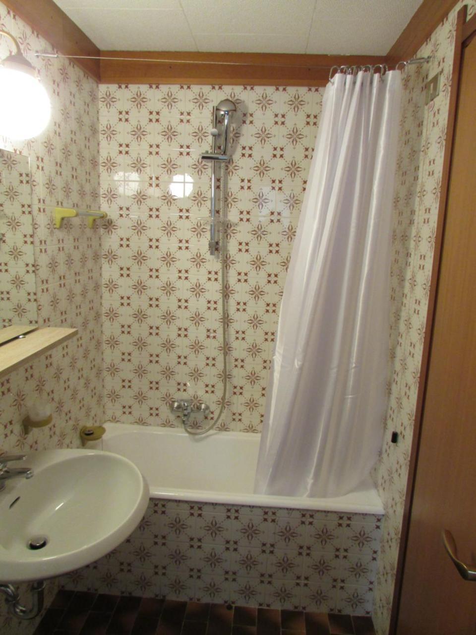 Hotel Meuble Meridiana วัลตูร์นอนช์ ภายนอก รูปภาพ