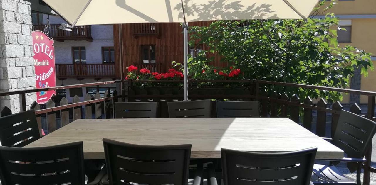 Hotel Meuble Meridiana วัลตูร์นอนช์ ภายนอก รูปภาพ